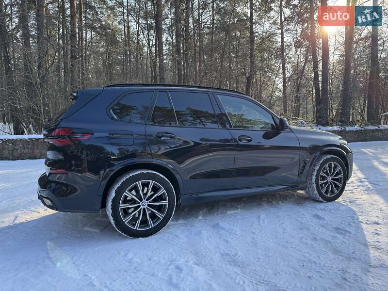 Внедорожник / Кроссовер BMW X5 2024 в Киеве