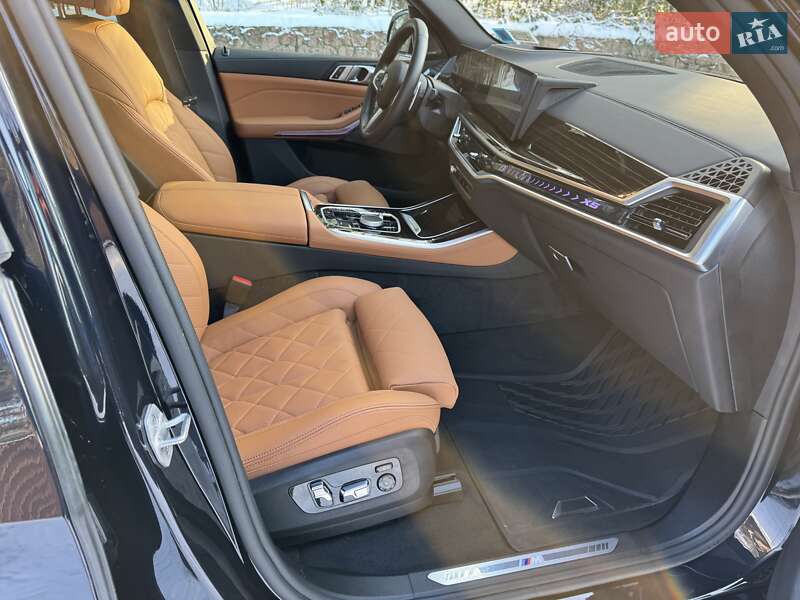 Внедорожник / Кроссовер BMW X5 2024 в Киеве