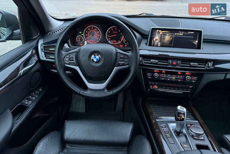 Внедорожник / Кроссовер BMW X5 2016 в Киеве