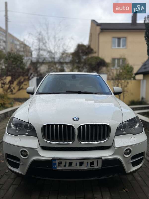 Внедорожник / Кроссовер BMW X5 2013 в Виннице