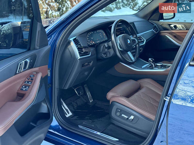 Внедорожник / Кроссовер BMW X5 2022 в Киеве