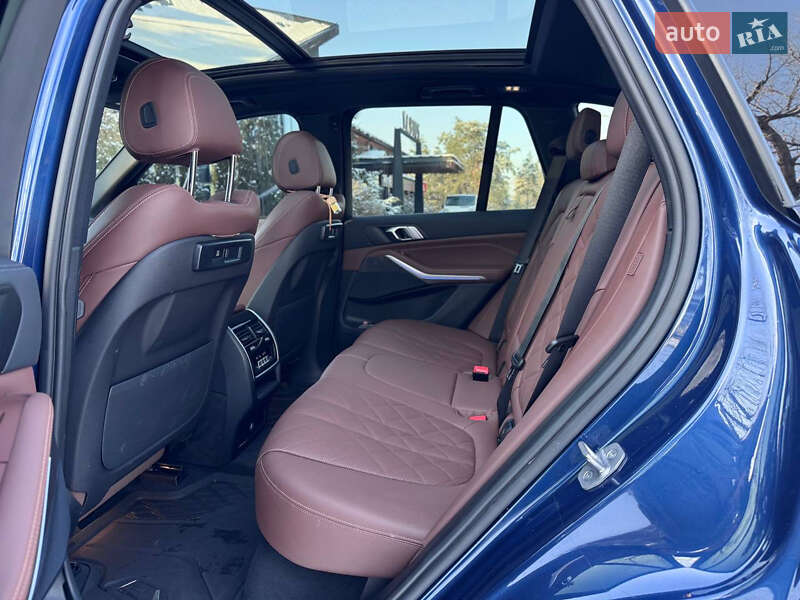 Внедорожник / Кроссовер BMW X5 2022 в Киеве