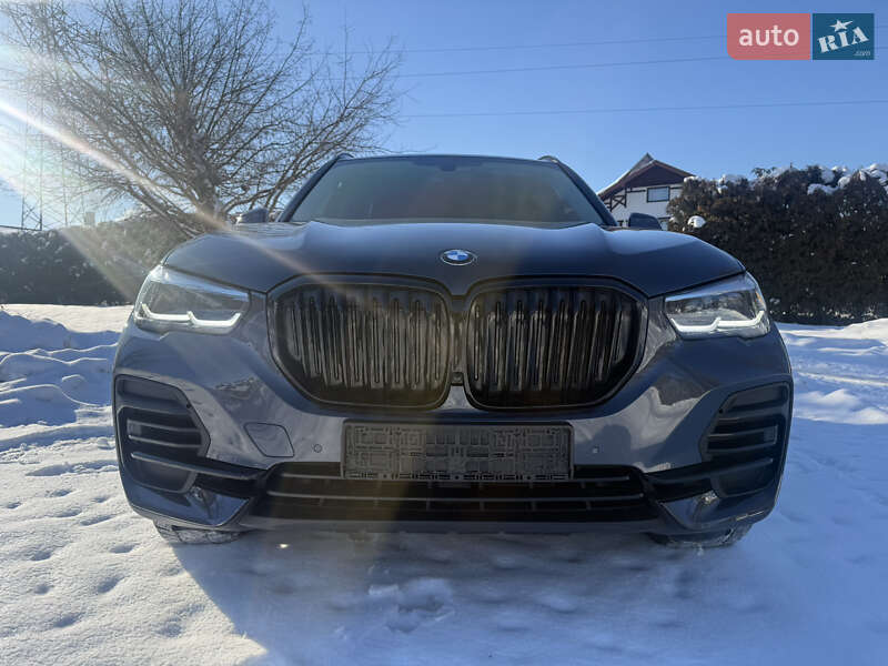 Внедорожник / Кроссовер BMW X5 2022 в Львове