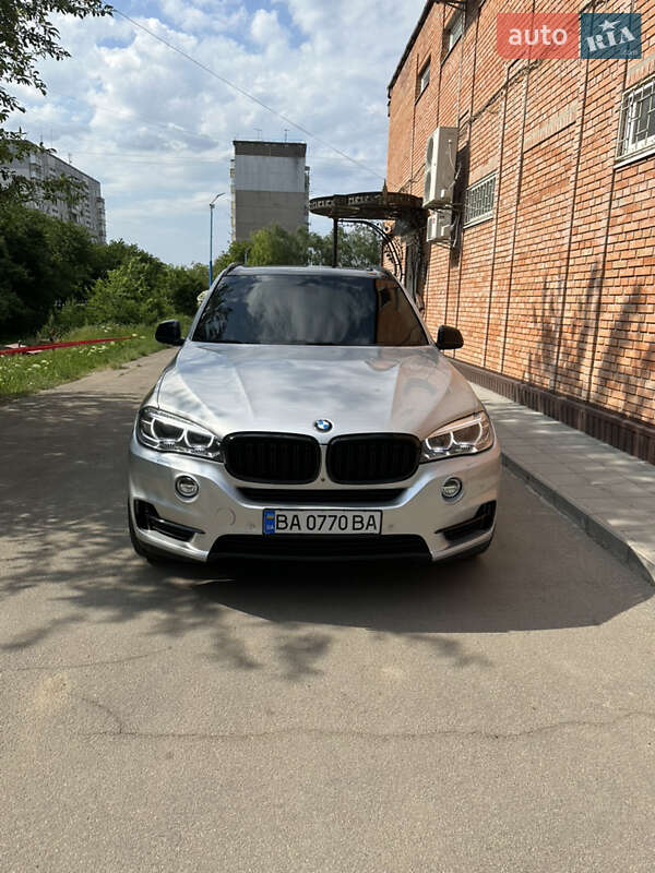 Внедорожник / Кроссовер BMW X5 2014 в Кропивницком