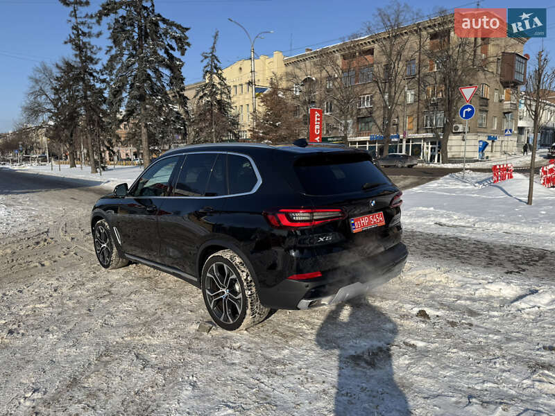 Внедорожник / Кроссовер BMW X5 2023 в Запорожье