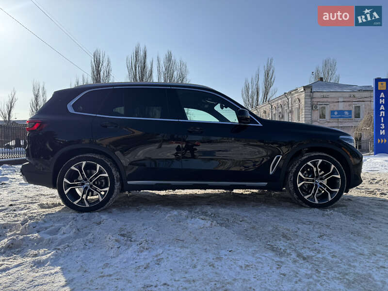 Внедорожник / Кроссовер BMW X5 2023 в Запорожье