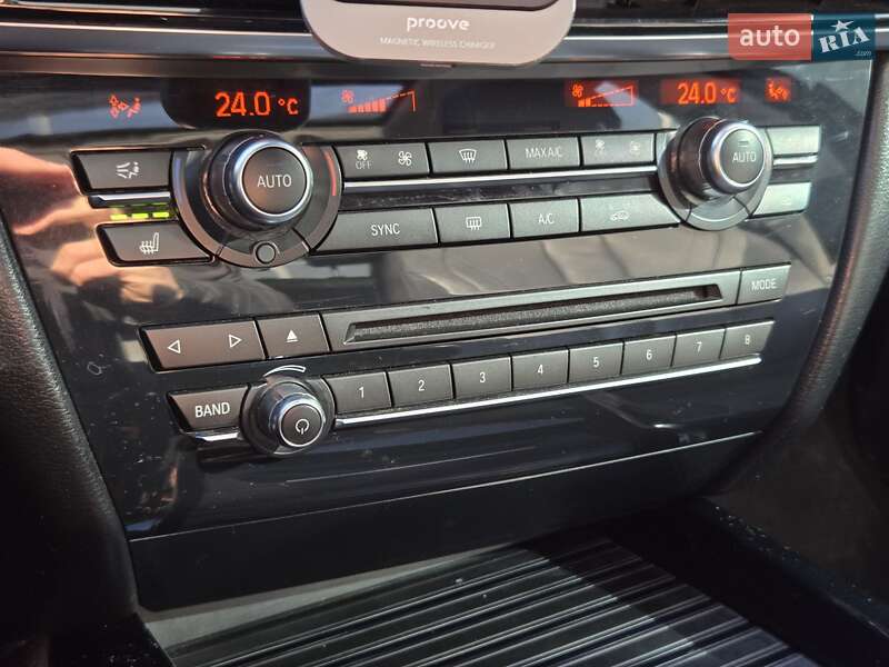 Внедорожник / Кроссовер BMW X5 2016 в Киеве