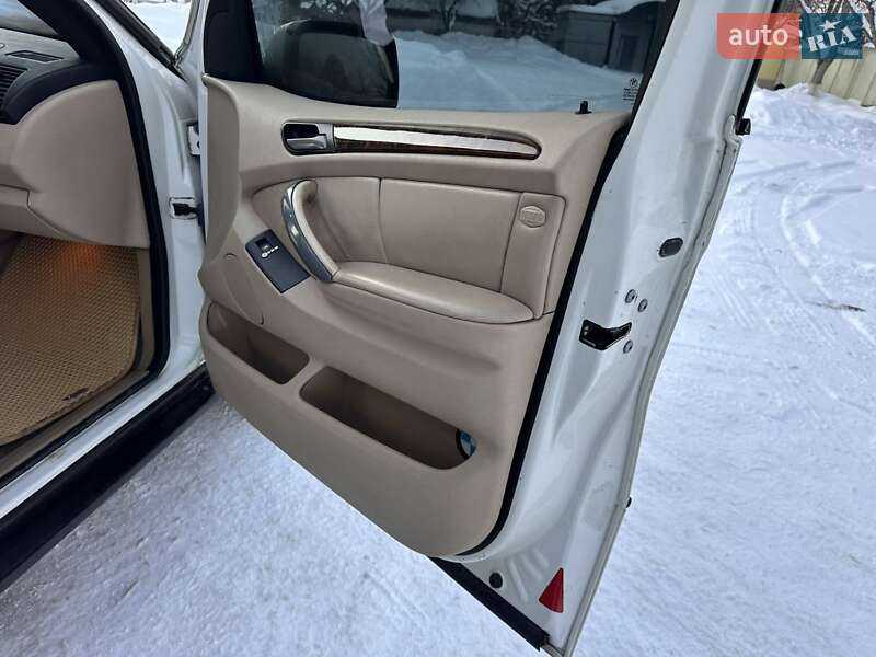 Внедорожник / Кроссовер BMW X5 2004 в Чорткове