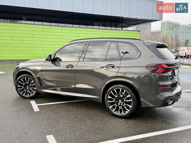 Внедорожник / Кроссовер BMW X5 2024 в Киеве