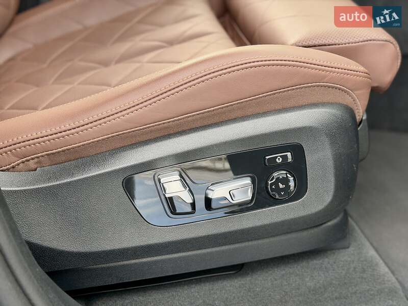 Внедорожник / Кроссовер BMW X5 2024 в Киеве