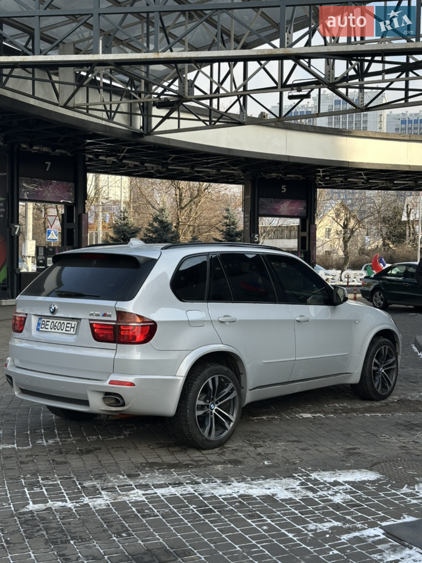 2010 BMW X5 - мініатюра 3