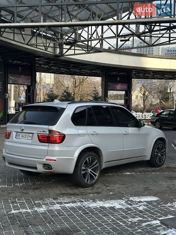 Внедорожник / Кроссовер BMW X5 2010 в Южноукраинске