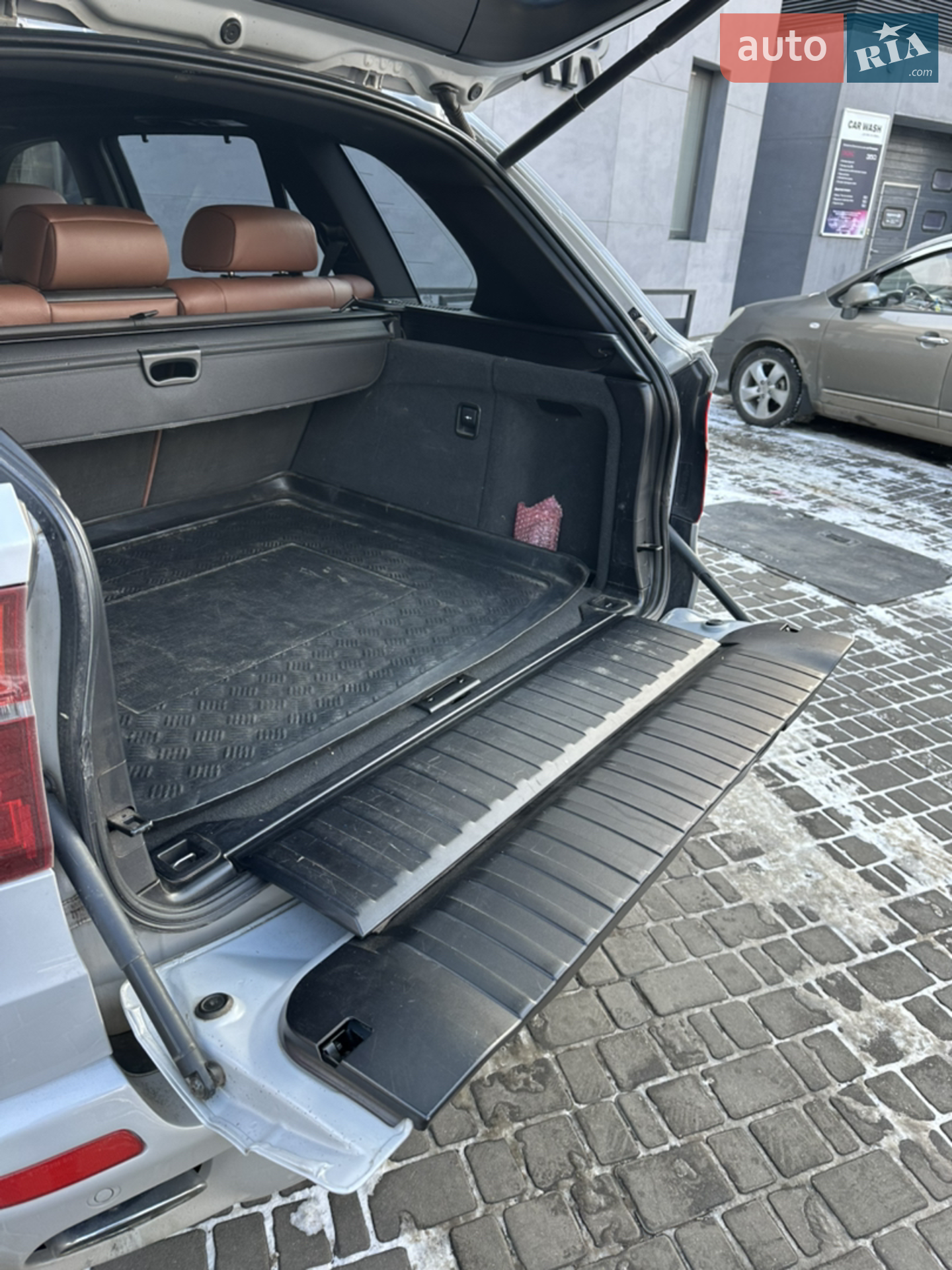 2010 BMW X5 - мініатюра 12