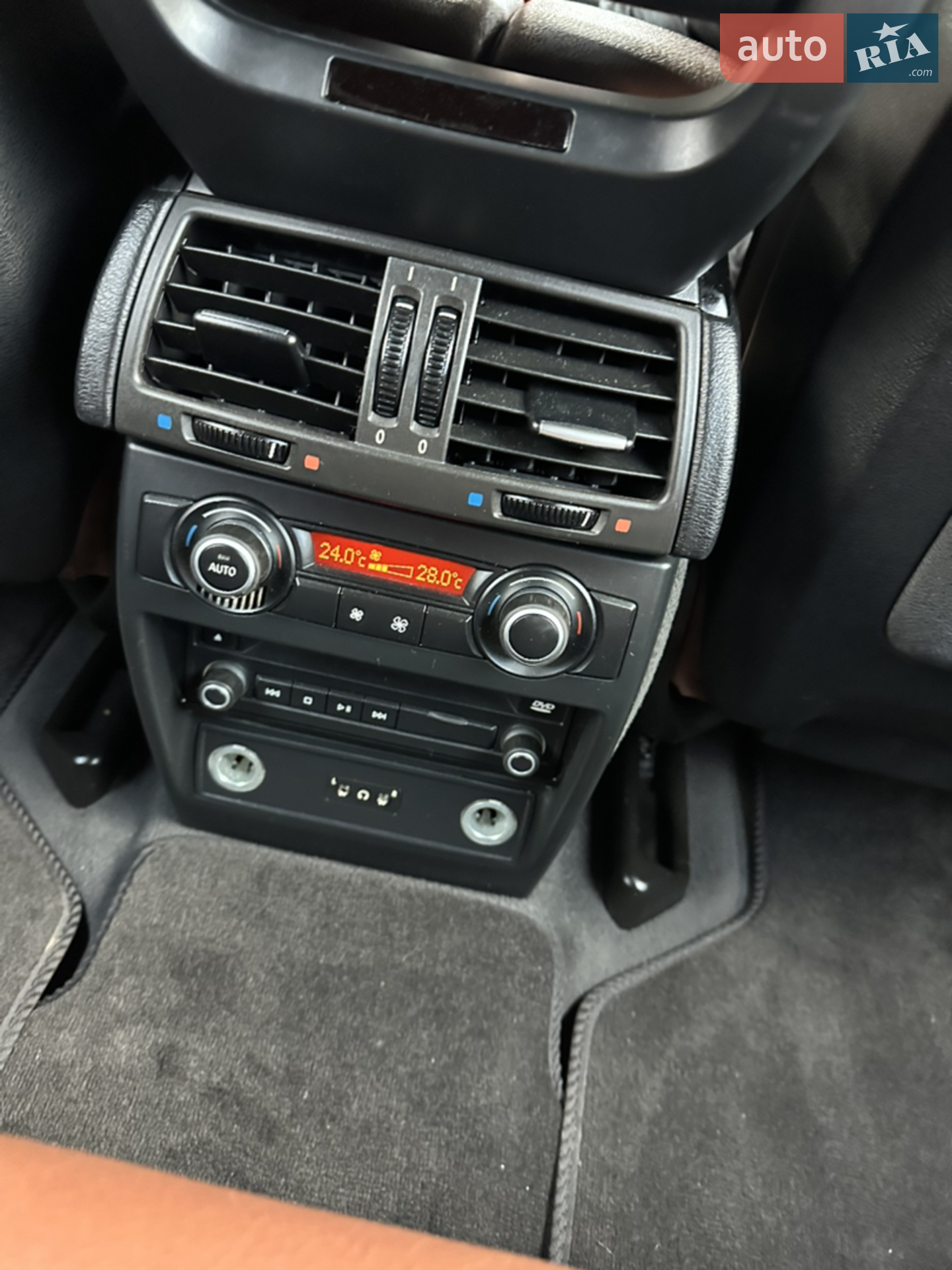 2010 BMW X5 - мініатюра 18