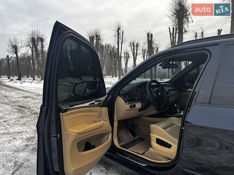 Внедорожник / Кроссовер BMW X5 2010 в Смеле