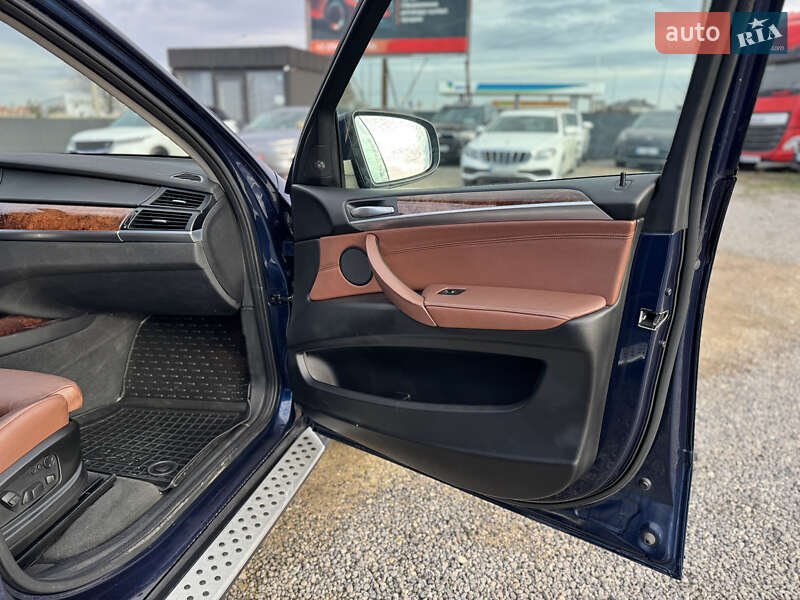 Внедорожник / Кроссовер BMW X5 2012 в Тернополе