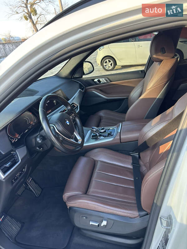 Внедорожник / Кроссовер BMW X5 2021 в Мукачево