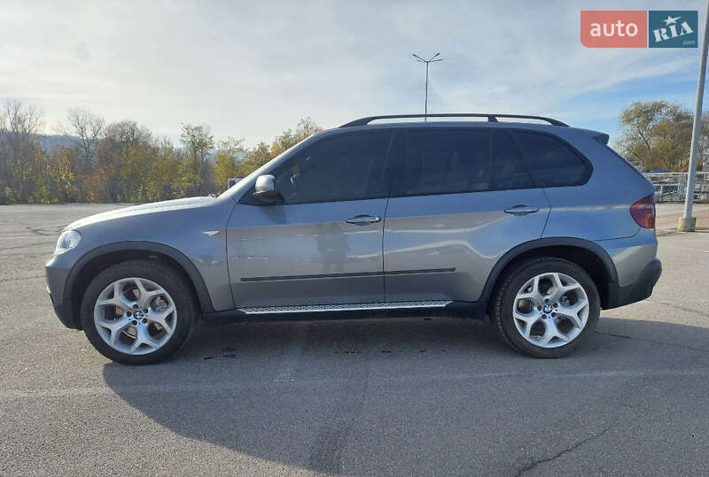 Позашляховик / Кросовер BMW X5 2010 в Чернівцях фото 4 Позашляховик / Кросовер BMW X5 2010 в Чернівцях