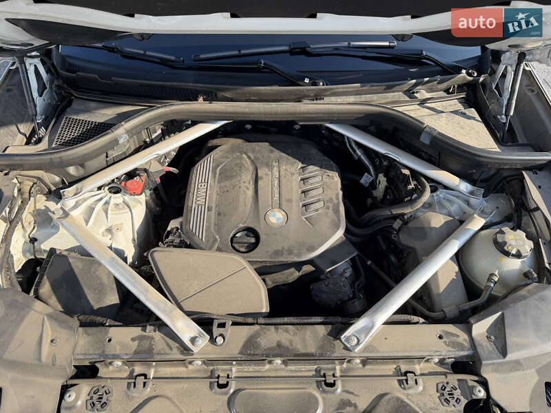 Внедорожник / Кроссовер BMW X5 2023 в Ужгороде