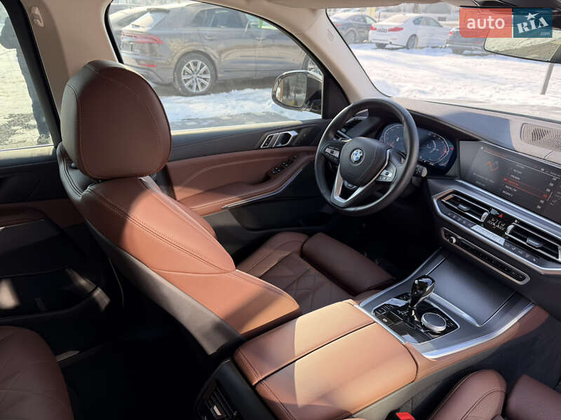 Внедорожник / Кроссовер BMW X5 2023 в Ужгороде