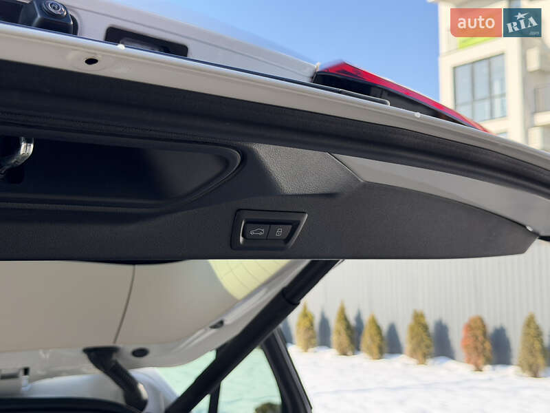 Внедорожник / Кроссовер BMW X5 2023 в Ужгороде