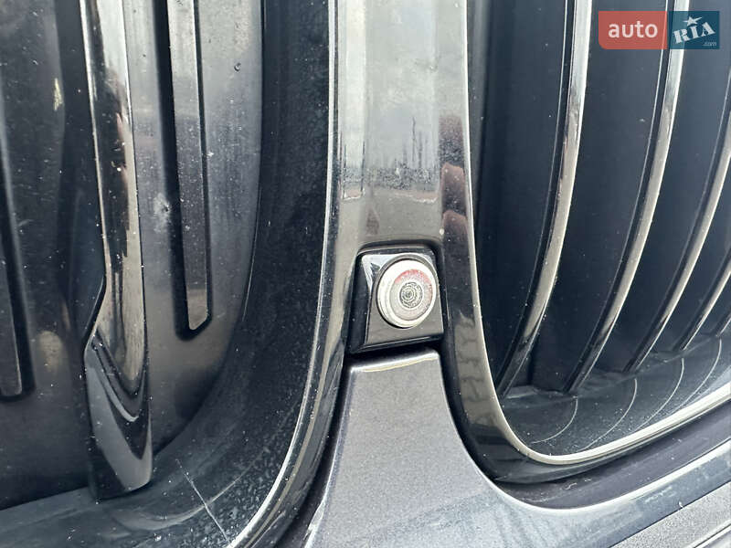 Внедорожник / Кроссовер BMW X5 2020 в Николаеве