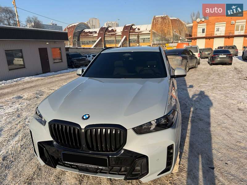 Внедорожник / Кроссовер BMW X5 2023 в Умани
