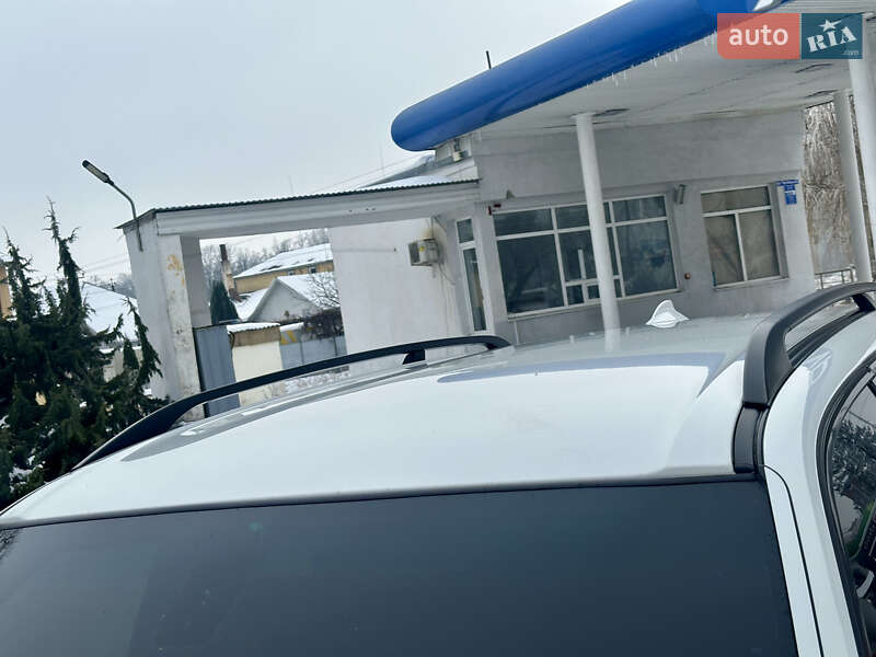 Внедорожник / Кроссовер BMW X5 2010 в Черновцах