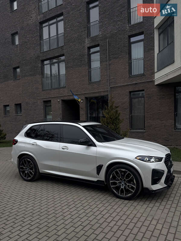 Внедорожник / Кроссовер BMW X5 2024 в Киеве