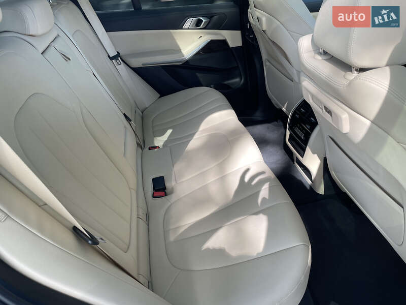 Внедорожник / Кроссовер BMW X5 2020 в Луцке