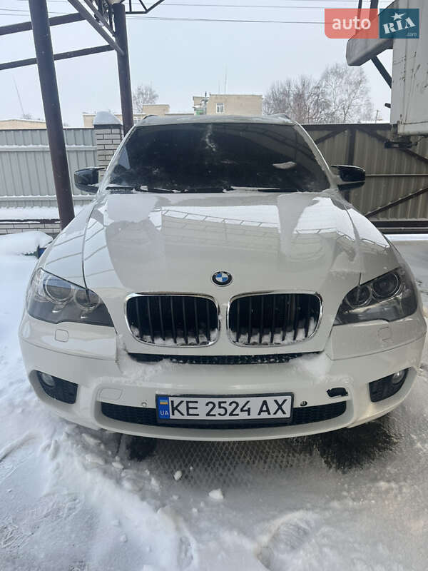 Внедорожник / Кроссовер BMW X5 2011 в Андреевке