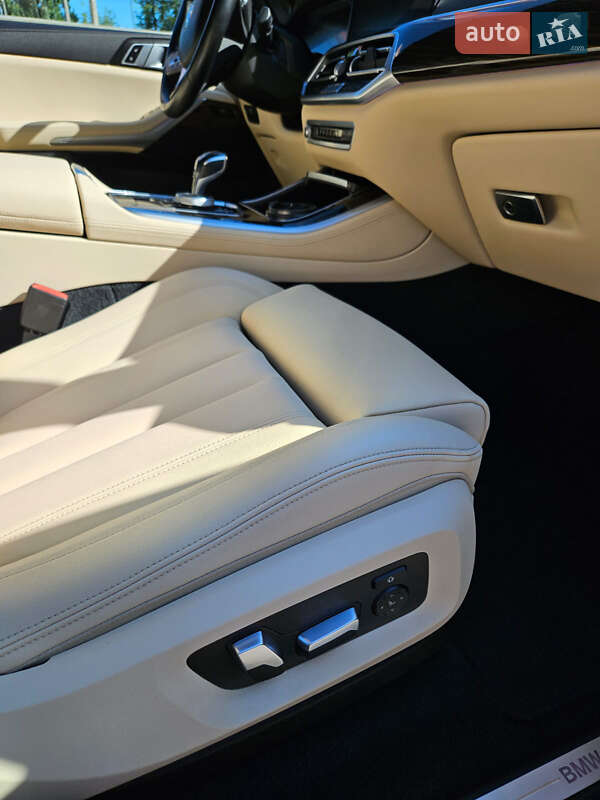 Внедорожник / Кроссовер BMW X5 2020 в Луцке