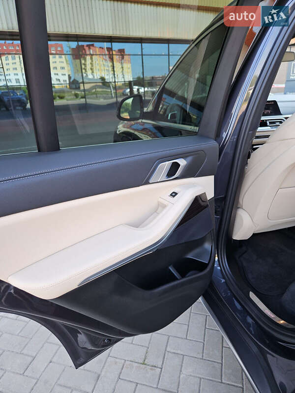 Внедорожник / Кроссовер BMW X5 2020 в Луцке