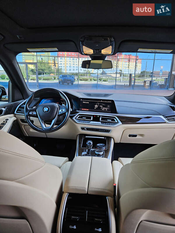 Внедорожник / Кроссовер BMW X5 2020 в Луцке