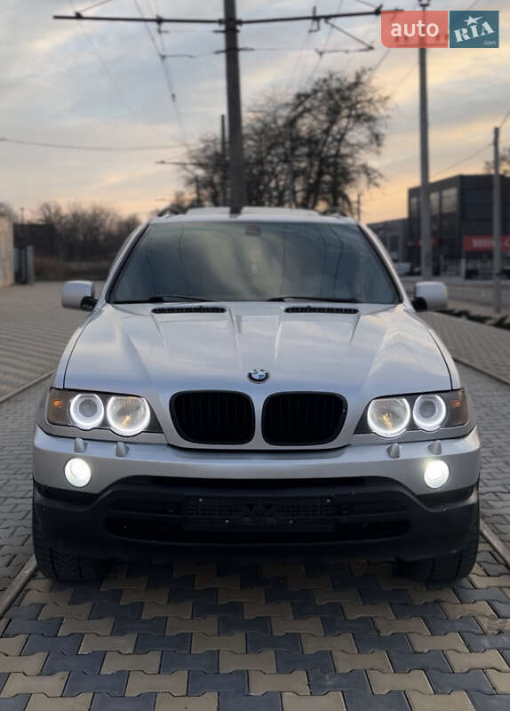 Внедорожник / Кроссовер BMW X5 2003 в Одессе