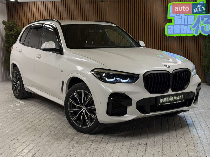 Внедорожник / Кроссовер BMW X5 2021 в Киеве