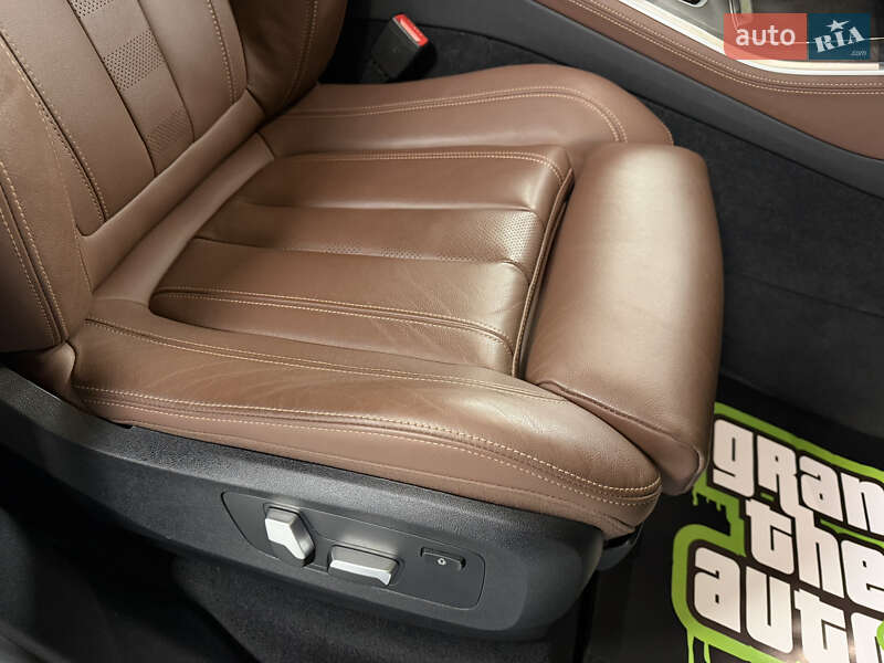 Внедорожник / Кроссовер BMW X5 2021 в Киеве