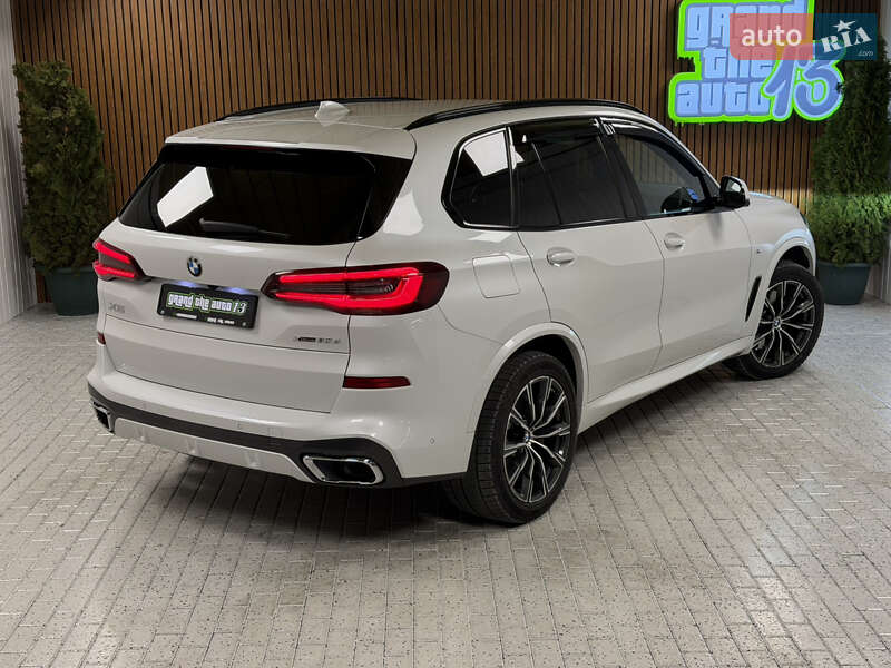 Внедорожник / Кроссовер BMW X5 2021 в Киеве