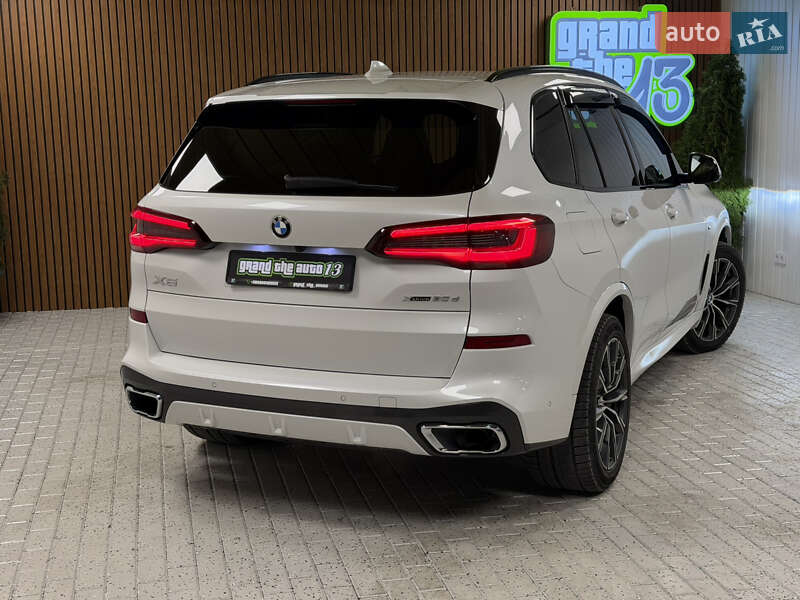 Внедорожник / Кроссовер BMW X5 2021 в Киеве