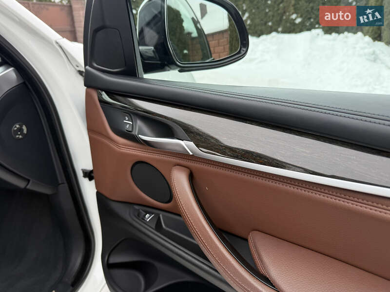 Внедорожник / Кроссовер BMW X5 2015 в Ровно фото 50 Внедорожник / Кроссовер BMW X5 2015 в Ровно