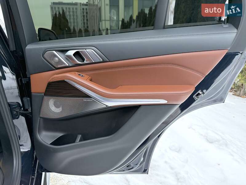 Позашляховик / Кросовер BMW X5 2021 в Дніпрі