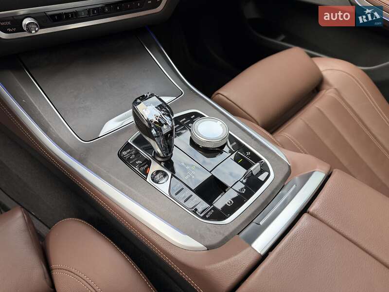 Внедорожник / Кроссовер BMW X5 2020 в Киеве