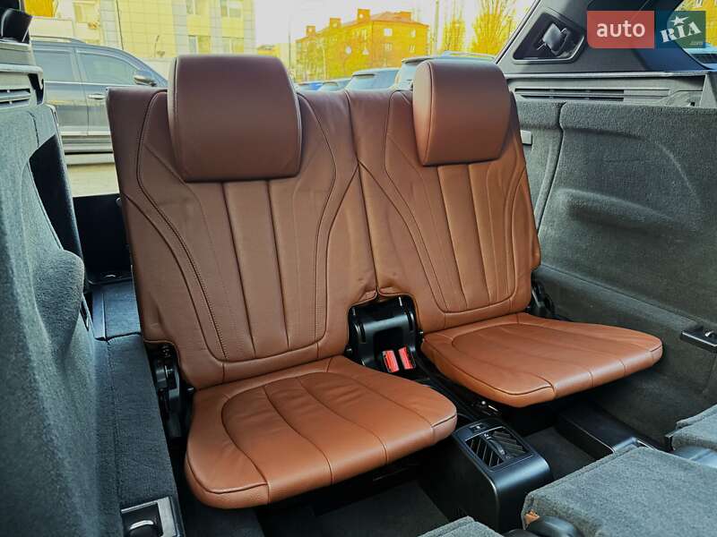 Позашляховик / Кросовер BMW X5 2015 в Києві фото 24 Позашляховик / Кросовер BMW X5 2015 в Києві