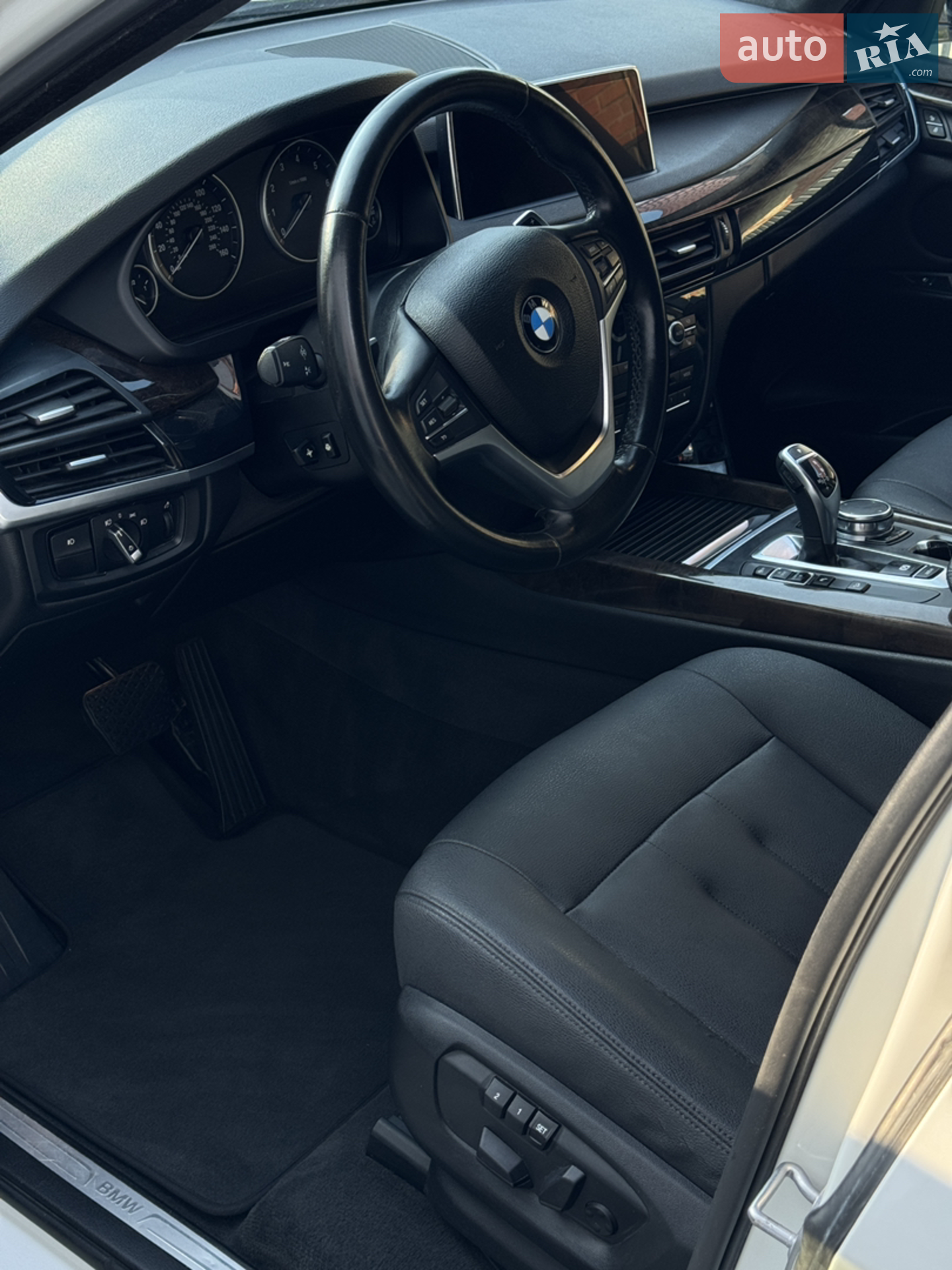 2017 BMW X5 - мініатюра 20