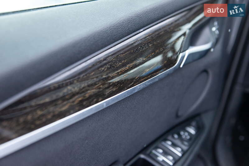 Внедорожник / Кроссовер BMW X5 2018 в Киеве