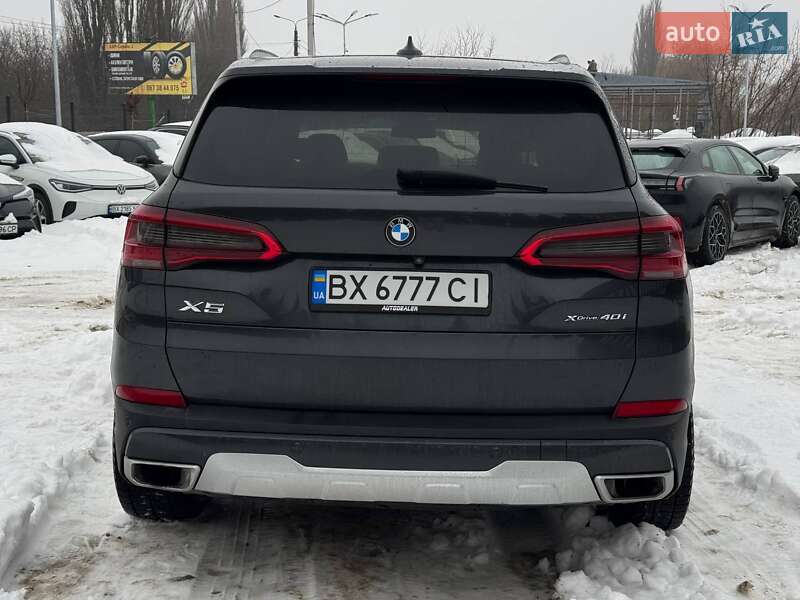 Внедорожник / Кроссовер BMW X5 2019 в Каменец-Подольском