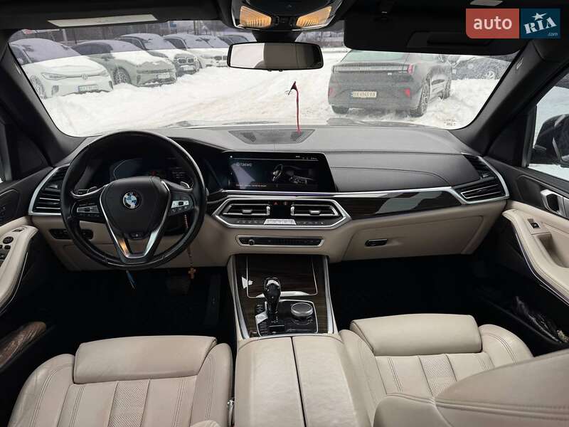 Внедорожник / Кроссовер BMW X5 2019 в Каменец-Подольском