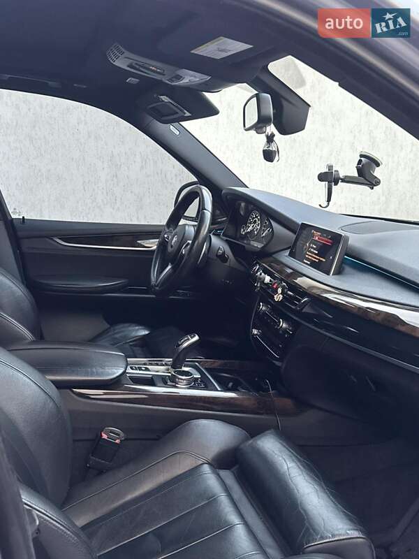 Внедорожник / Кроссовер BMW X5 2014 в Ужгороде