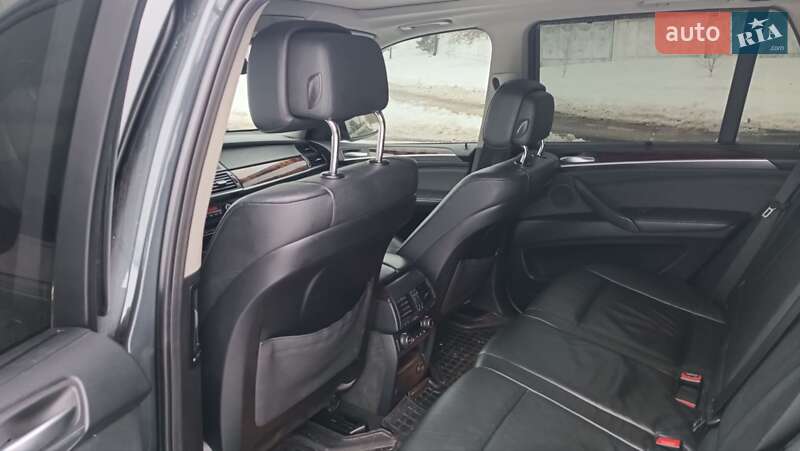 Позашляховик / Кросовер BMW X5 2011 в Сарнах фото 49 Позашляховик / Кросовер BMW X5 2011 в Сарнах