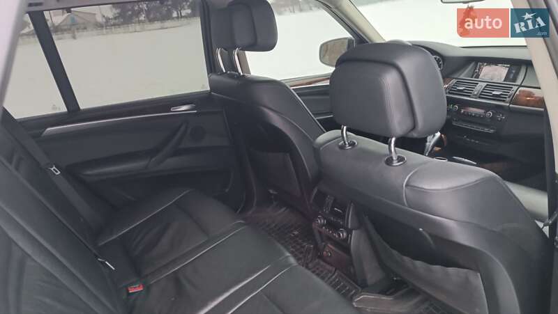 Позашляховик / Кросовер BMW X5 2011 в Сарнах фото 60 Позашляховик / Кросовер BMW X5 2011 в Сарнах
